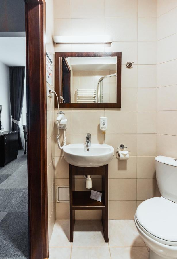Dwor Dwikozy Hotel Kültér fotó