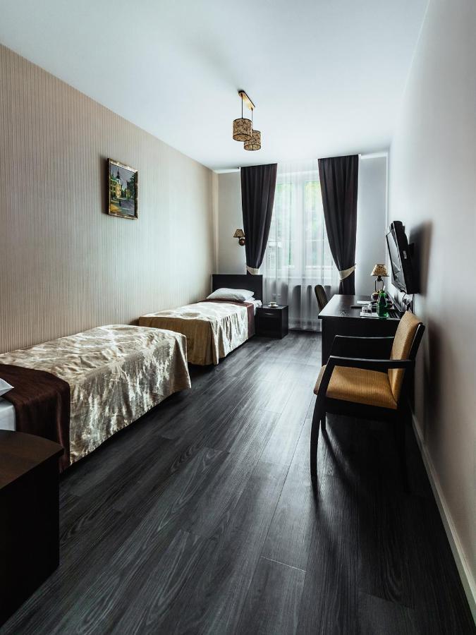 Dwor Dwikozy Hotel Kültér fotó