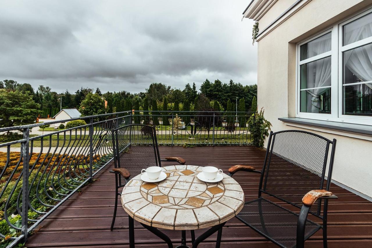 Dwor Dwikozy Hotel Kültér fotó