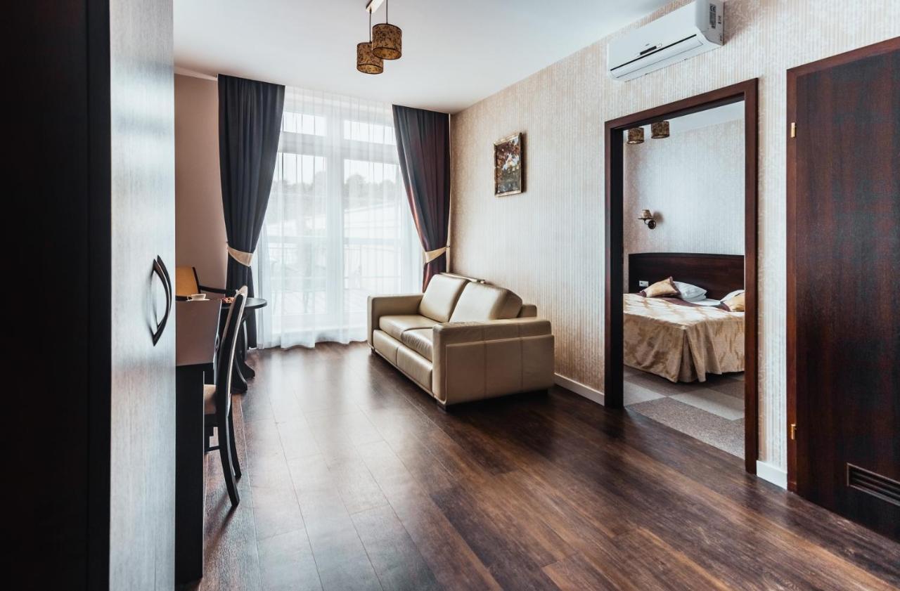 Dwor Dwikozy Hotel Kültér fotó