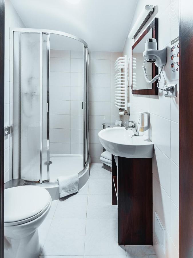Dwor Dwikozy Hotel Kültér fotó