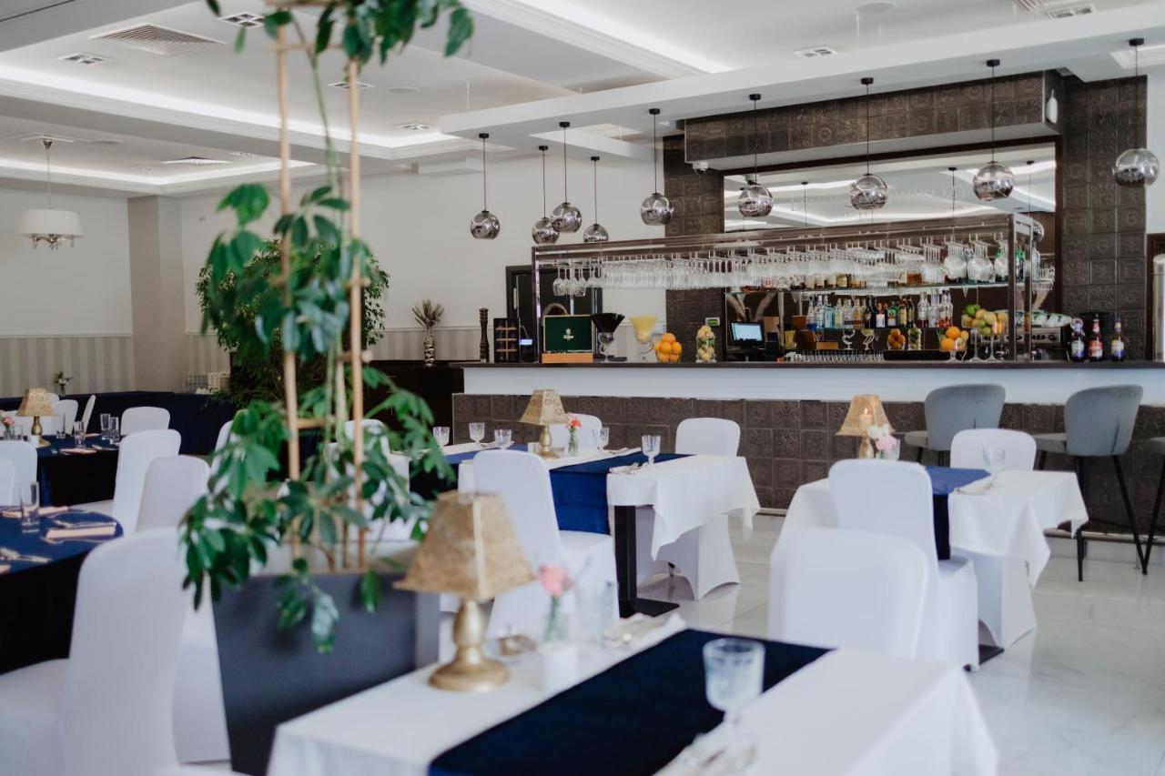 Dwor Dwikozy Hotel Kültér fotó