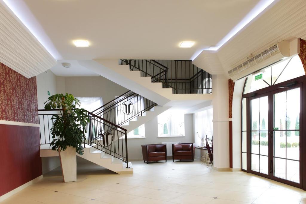 Dwor Dwikozy Hotel Kültér fotó