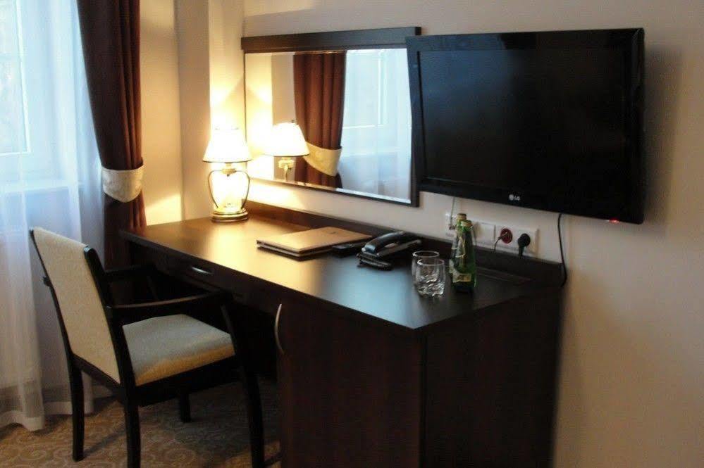 Dwor Dwikozy Hotel Kültér fotó