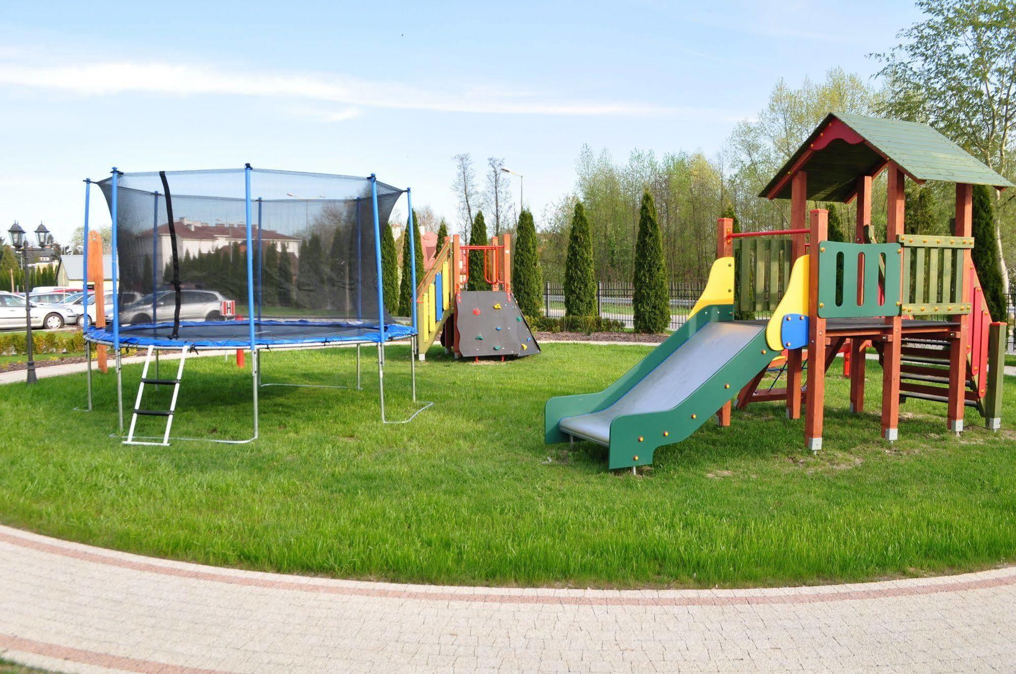 Dwor Dwikozy Hotel Kültér fotó